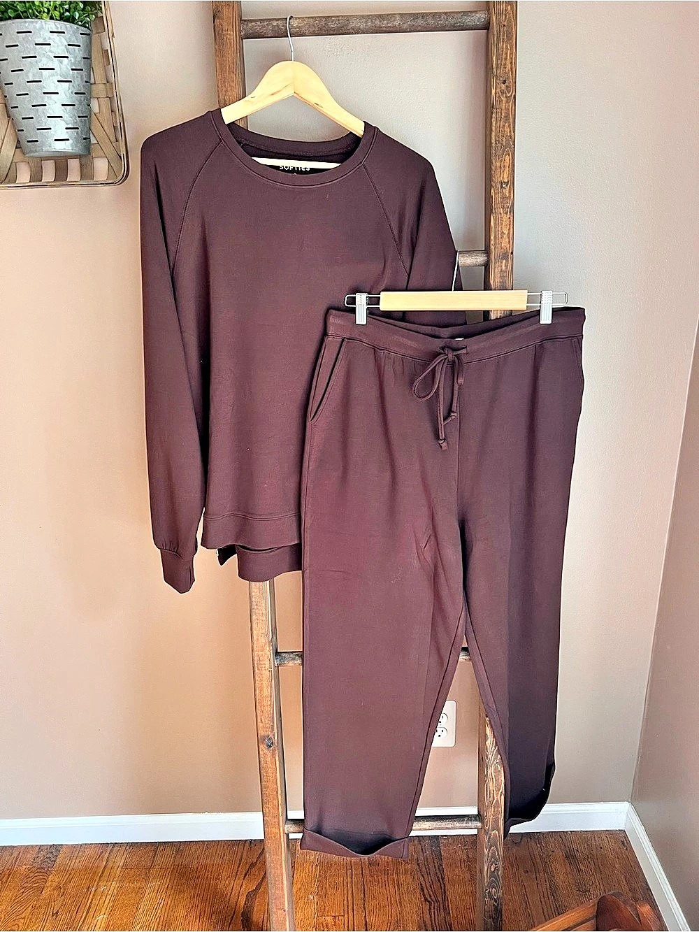 Softies DreamTech Crew Tunic with Side Zip & Ankle Cuff Pant